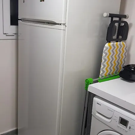 Ev